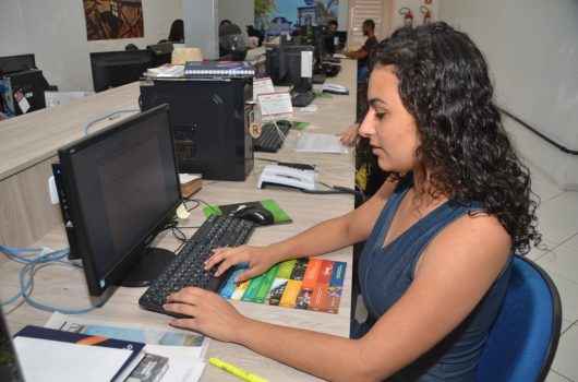 Prefeitura de Caraguatatuba seleciona estagiários de onze cursos em maio Prefeitura de Caraguatatuba seleciona estagiários de onze cursos em maio
