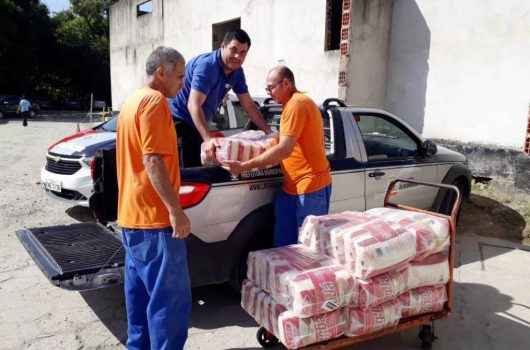 Hospital recebe mais de uma tonelada de arroz do Fundo Social de Caraguatatuba Hospital recebe mais de uma tonelada de arroz do Fundo Social de Caraguatatuba