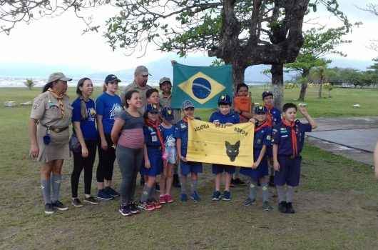 Crianças e jovens podem fazer parte do grupo de Escoteiros do Litoral Norte Crianças e jovens podem fazer parte do grupo de Escoteiros do Litoral Norte