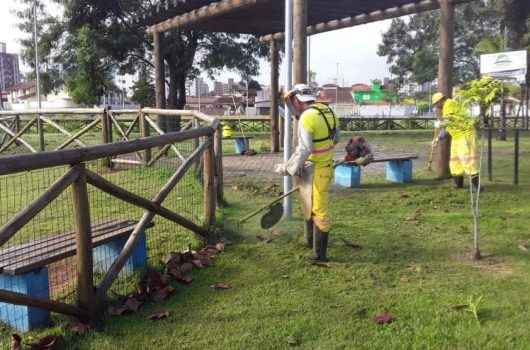 Parcão na Martim de Sá recebe serviços de limpeza geral e fica pronto para a festa no domingo Parcão na Martim de Sá recebe serviços de limpeza geral e fica pronto para a festa no domingo