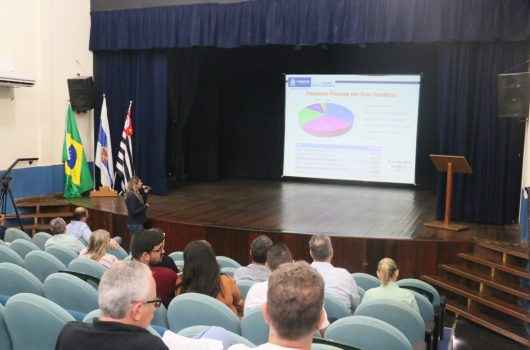 Prefeitura de Caraguatatuba finaliza audiências da LOA de 2020 nesta sexta-feira (11) no Massaguaçu Prefeitura de Caraguatatuba finaliza audiências da LOA de 2020 nesta sexta-feira (11) no Massaguaçu