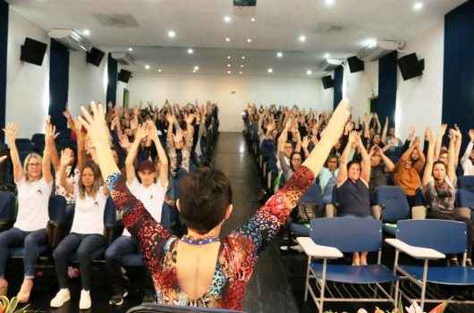 Seminário da Acalento reúne mais de 200 participantes Seminário da Acalento reúne mais de 200 participantes