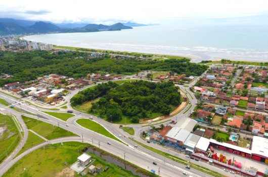 Obras contra enchente: Prefeitura vai construir canais na SP-55 Obras contra enchente: Prefeitura vai construir canais na SP-55