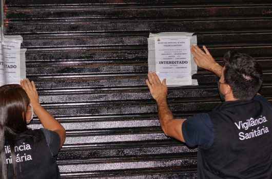 Força-tarefa da Prefeitura de Caraguatatuba, MP e PM reforça as ações de prevenção no fim de semana. Força-tarefa da Prefeitura de Caraguatatuba, MP e PM reforça as ações de prevenção no fim de semana.