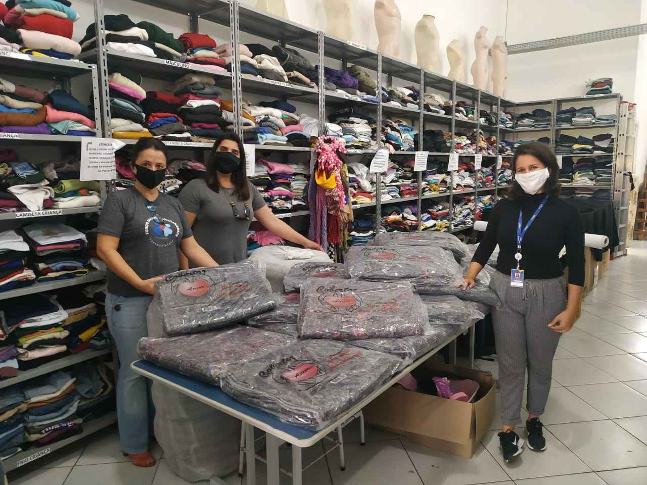 Concessionária Tamoios doa cobertores ao Fundo Social de Caraguatatuba