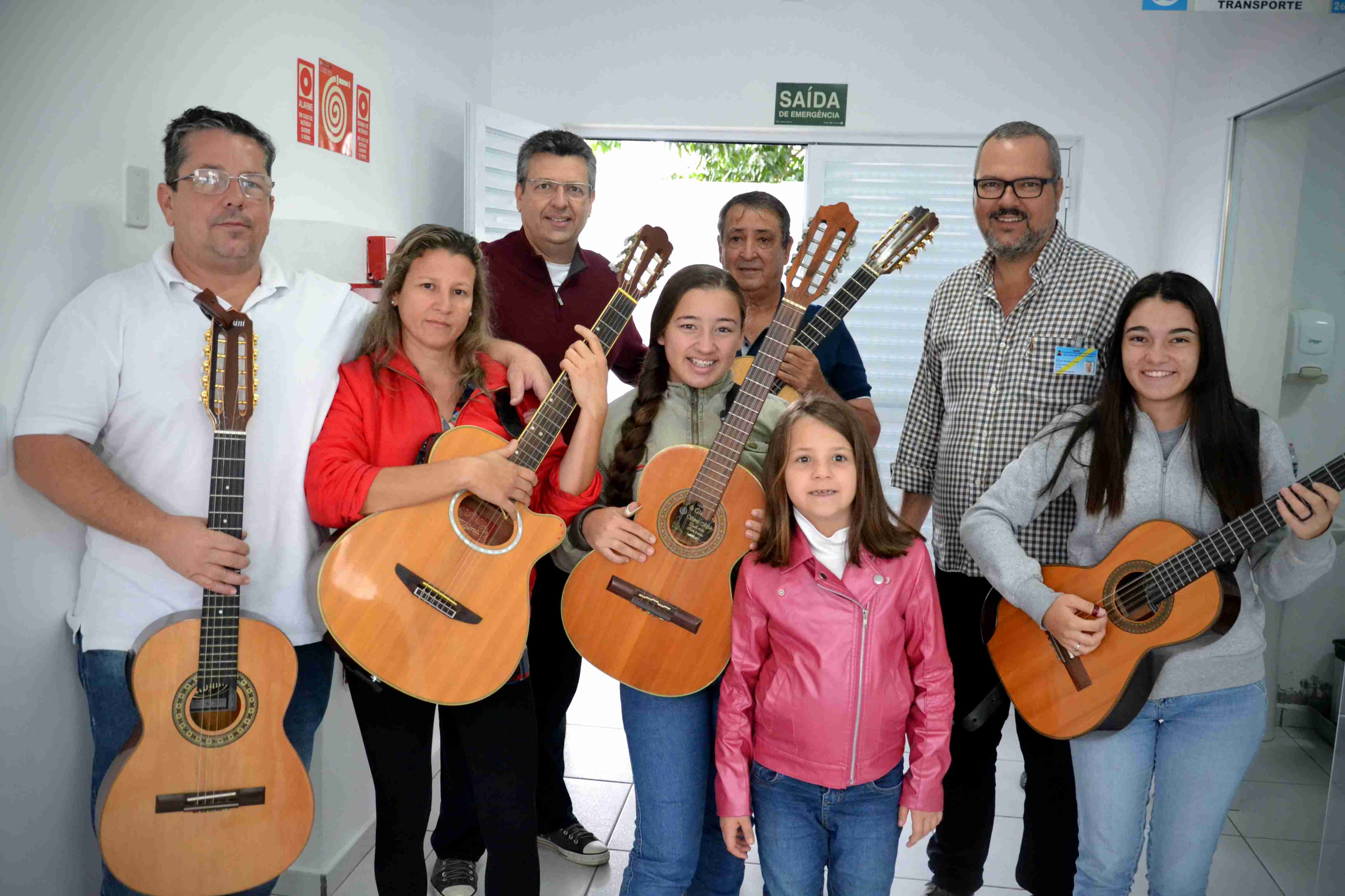 Servidores da Saúde de Caraguatatuba são homenageados pelo dia do Trabalho