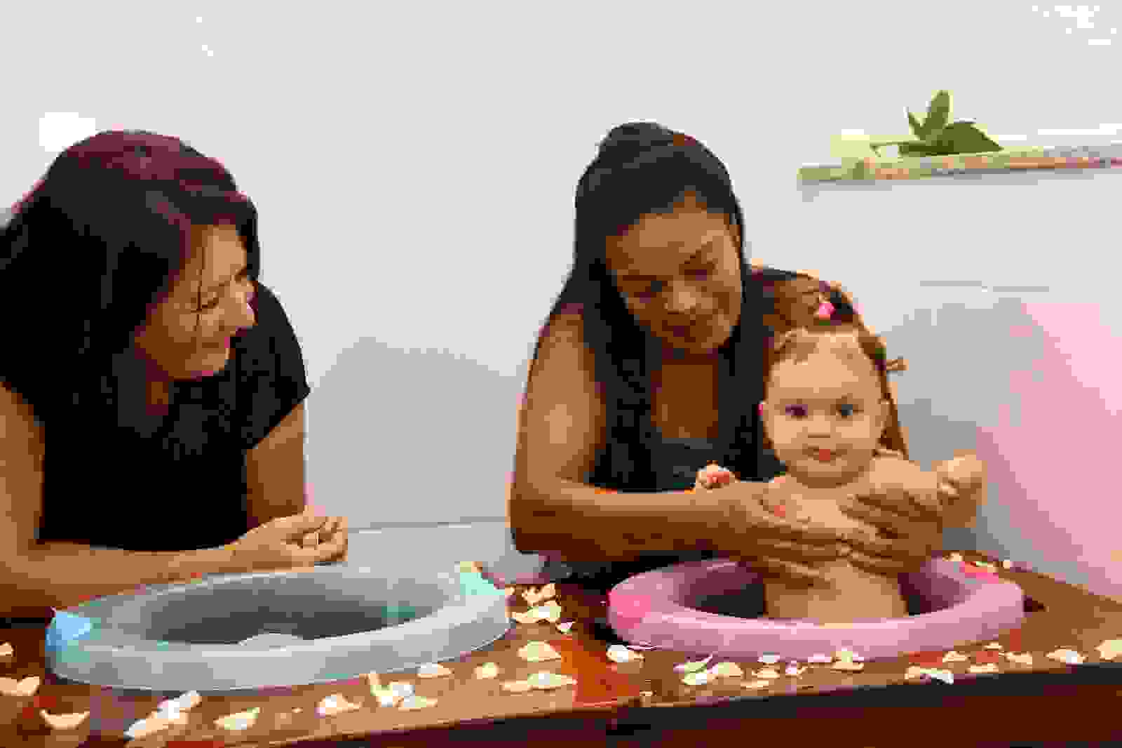 CEI do Ipiranga oferece banho de ofurô para bebês