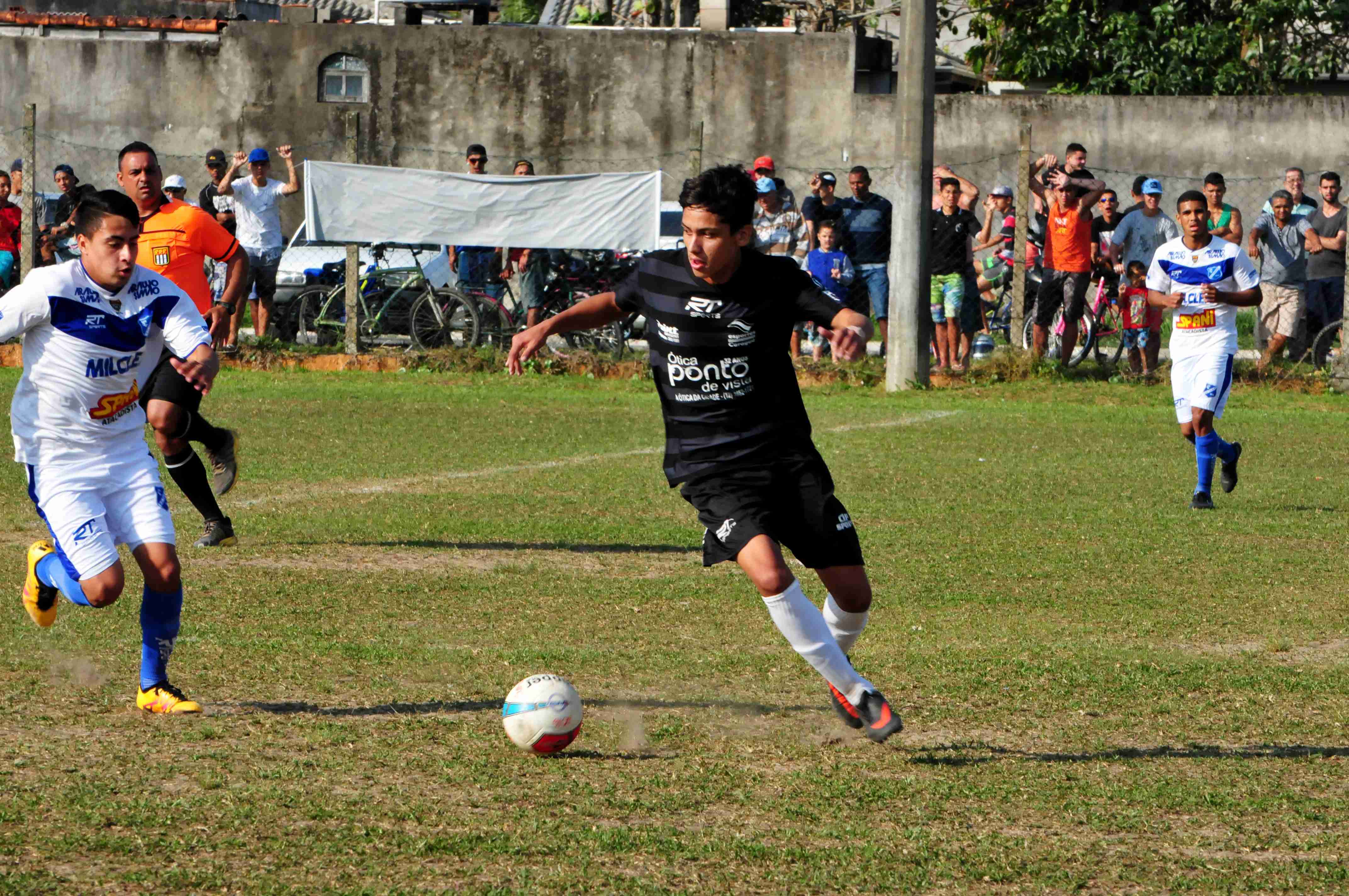 Quartas de Final da Copa Sesc de Futsal começam hoje em Caraguatatuba