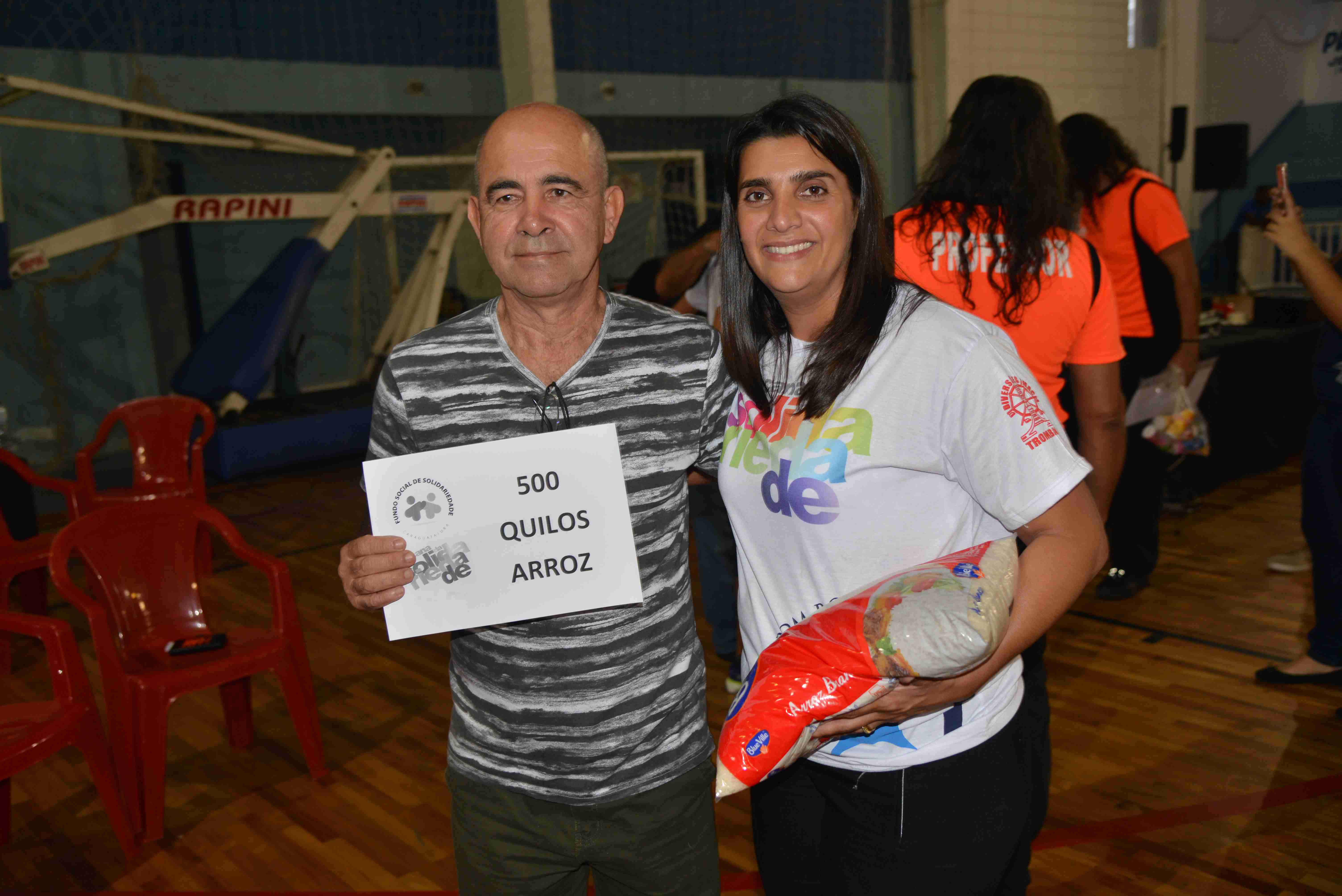 Fundo de Solidariedade distribui arroz arrecadado na Gincana Vanguarda a entidades sociais