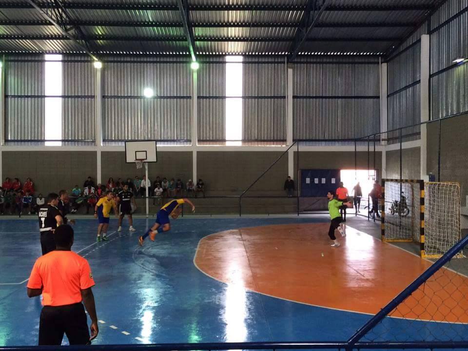 Handebol de Caraguatatuba enfrenta equipe de Ilhabela neste sábado