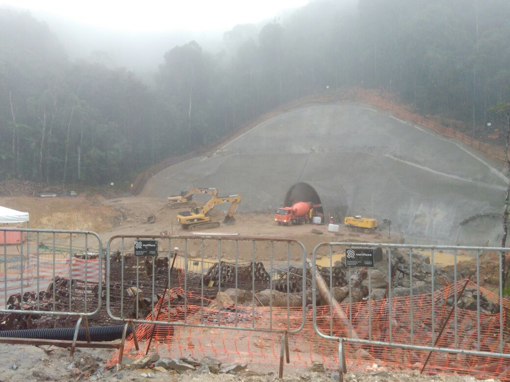 Prefeitura vistoria obras da nova Serra da Tamoios