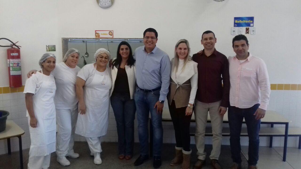 Aguilar Junior visita CEI no Estrela D'Alva (2)