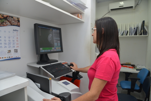 Caraguatatuba realiza 96 exames em mutirão de mamografia