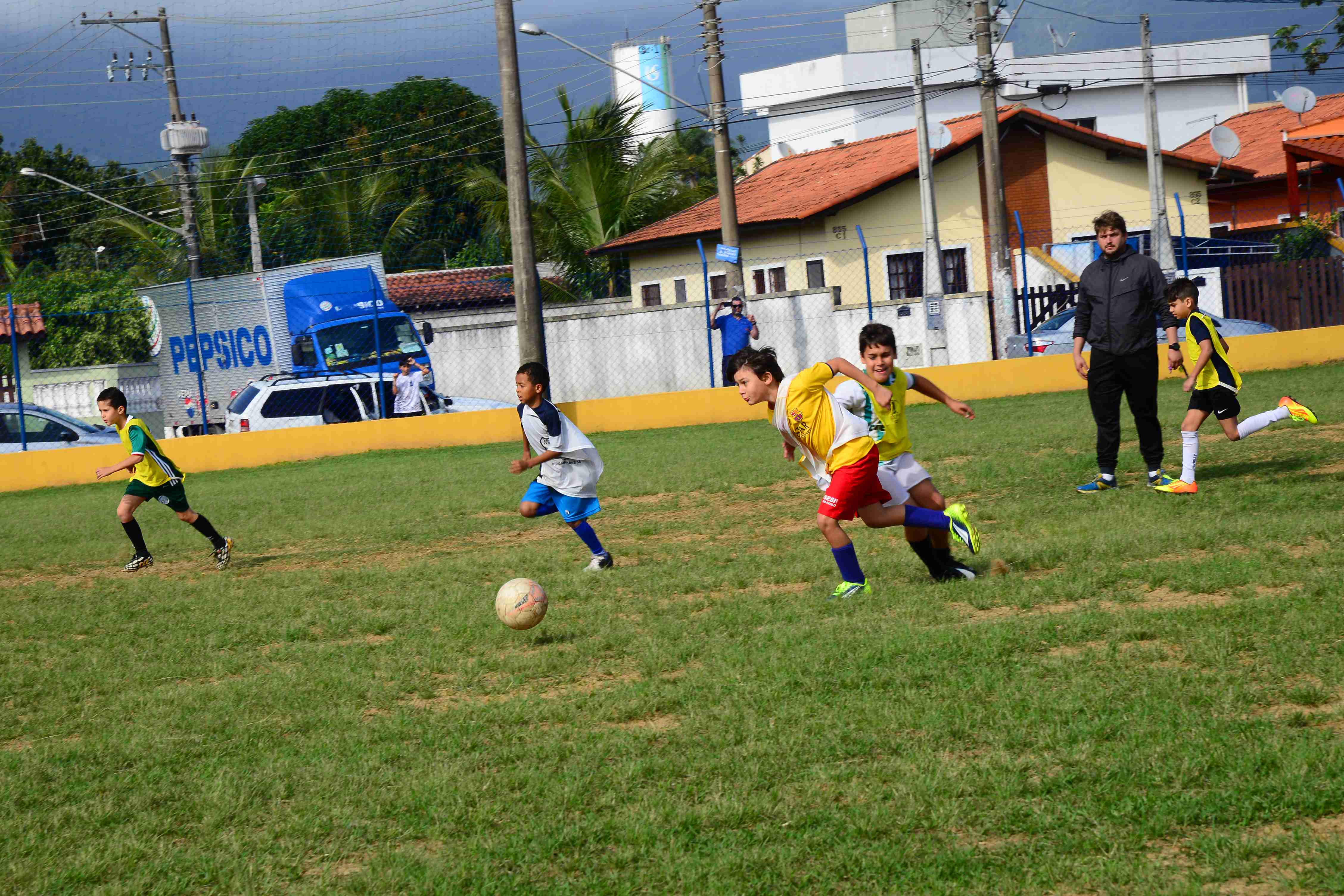 Palmeiras seleciona cinco jogadores mirins em Caraguatatuba