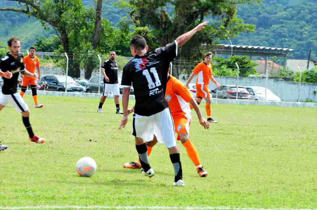 Jogos do Campeonato Amador de Caraguatatuba continuam na próxima semana (Fotos: Luís Gava/PMC)