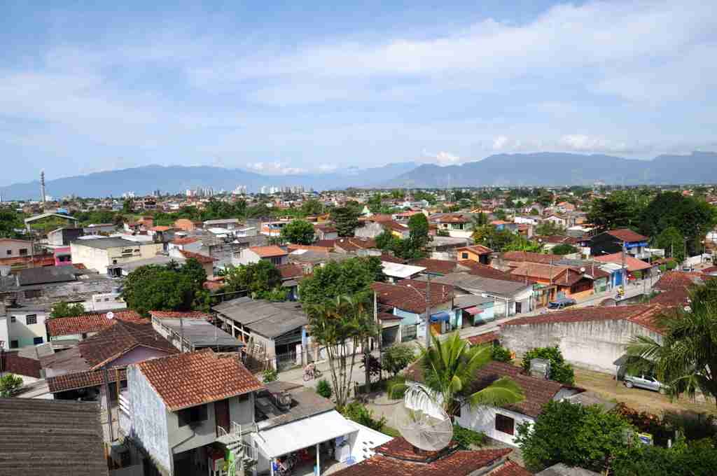 Prefeitura de Caraguatatuba inicia obras da Calçada Acessível no Tinga