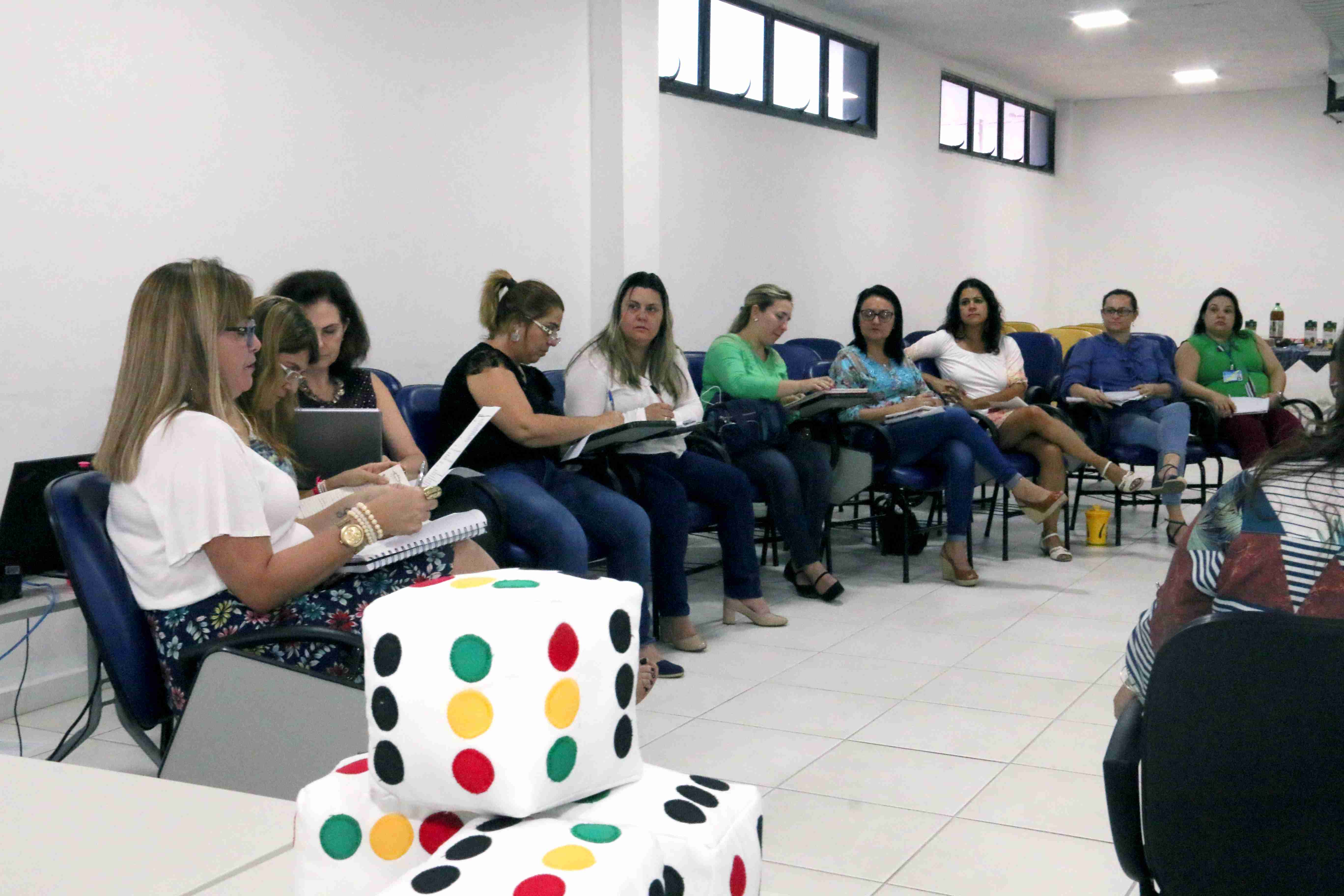 Encontro Regional do Programa Primeiríssima Infância reúne lideranças em Caraguatatuba