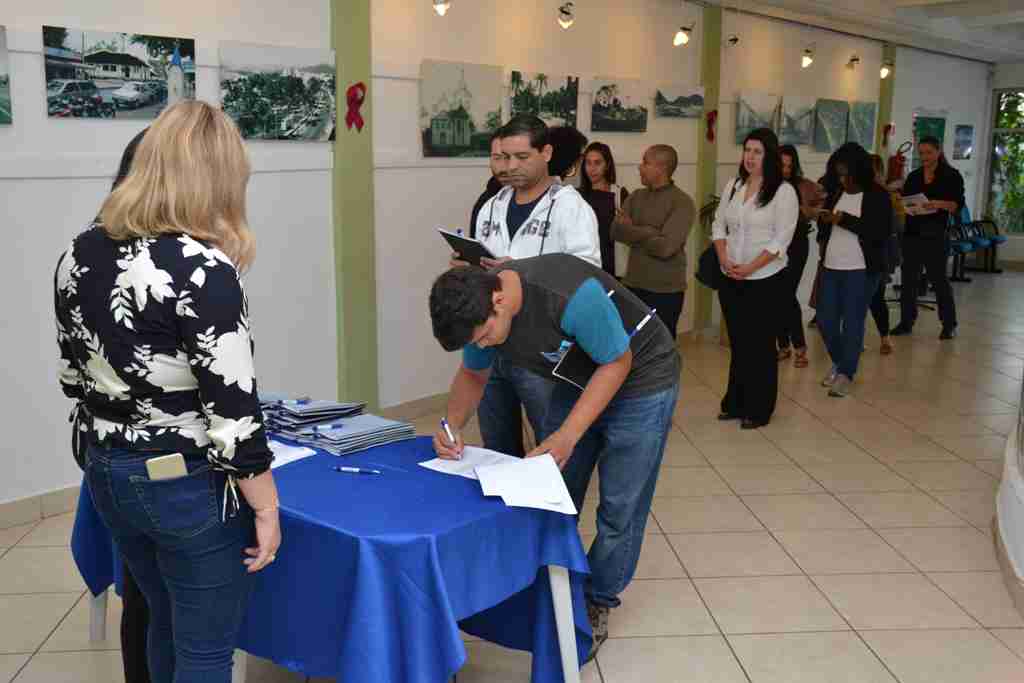 Prefeitura de Caraguatatuba convocou mais de 470 novos servidores efetivos este ano