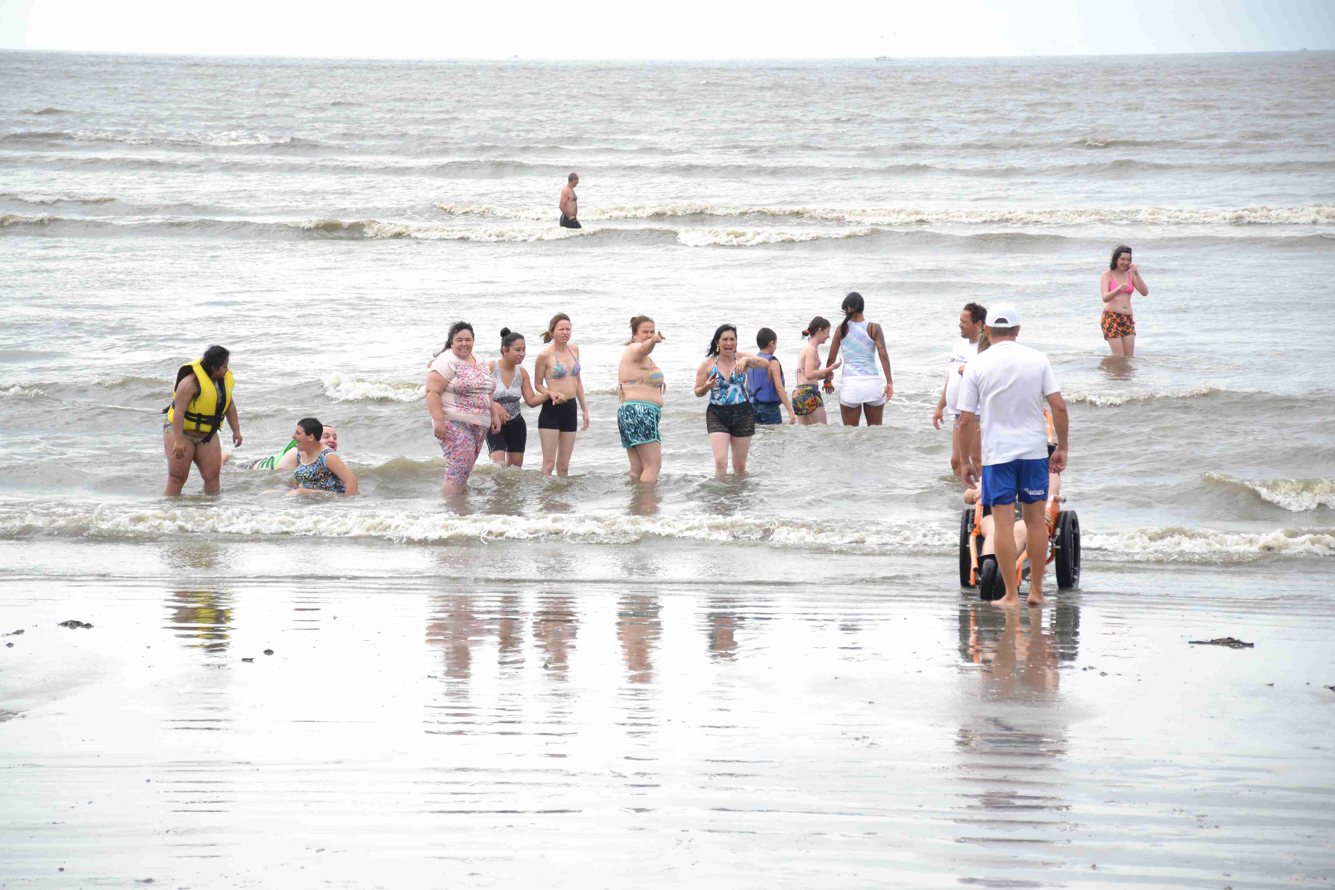 Caraguatatuba: Praia Acessível é opção durante feriado 