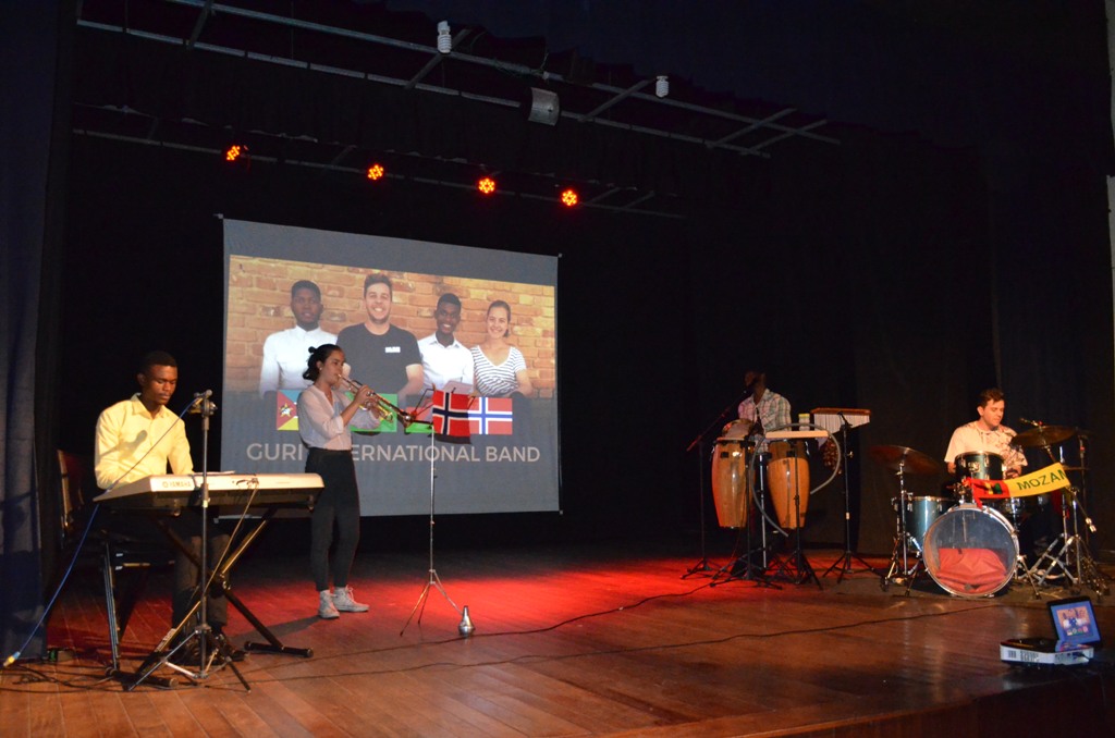 Guri International Band trabalha diversidade cultural e encanta futuros músicos