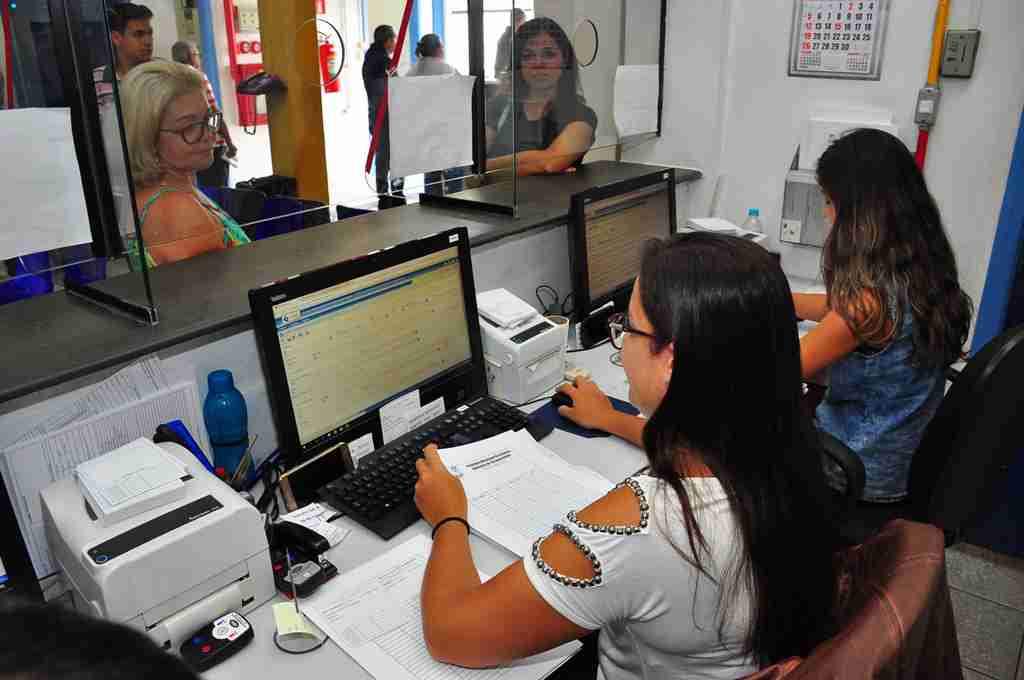 Prefeitura de Caraguatatuba recebe mais de 570 pedidos de cadastro de ambulantes (Fotos: Cláudio Gomes/PMC)