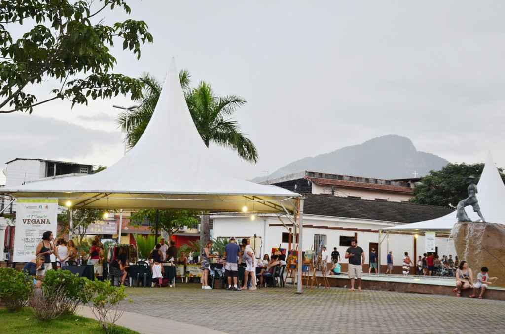 Feira Vegana de Caraguatatuba tem sucesso de público e garantia de nova edição (Fotos: Fundacc)