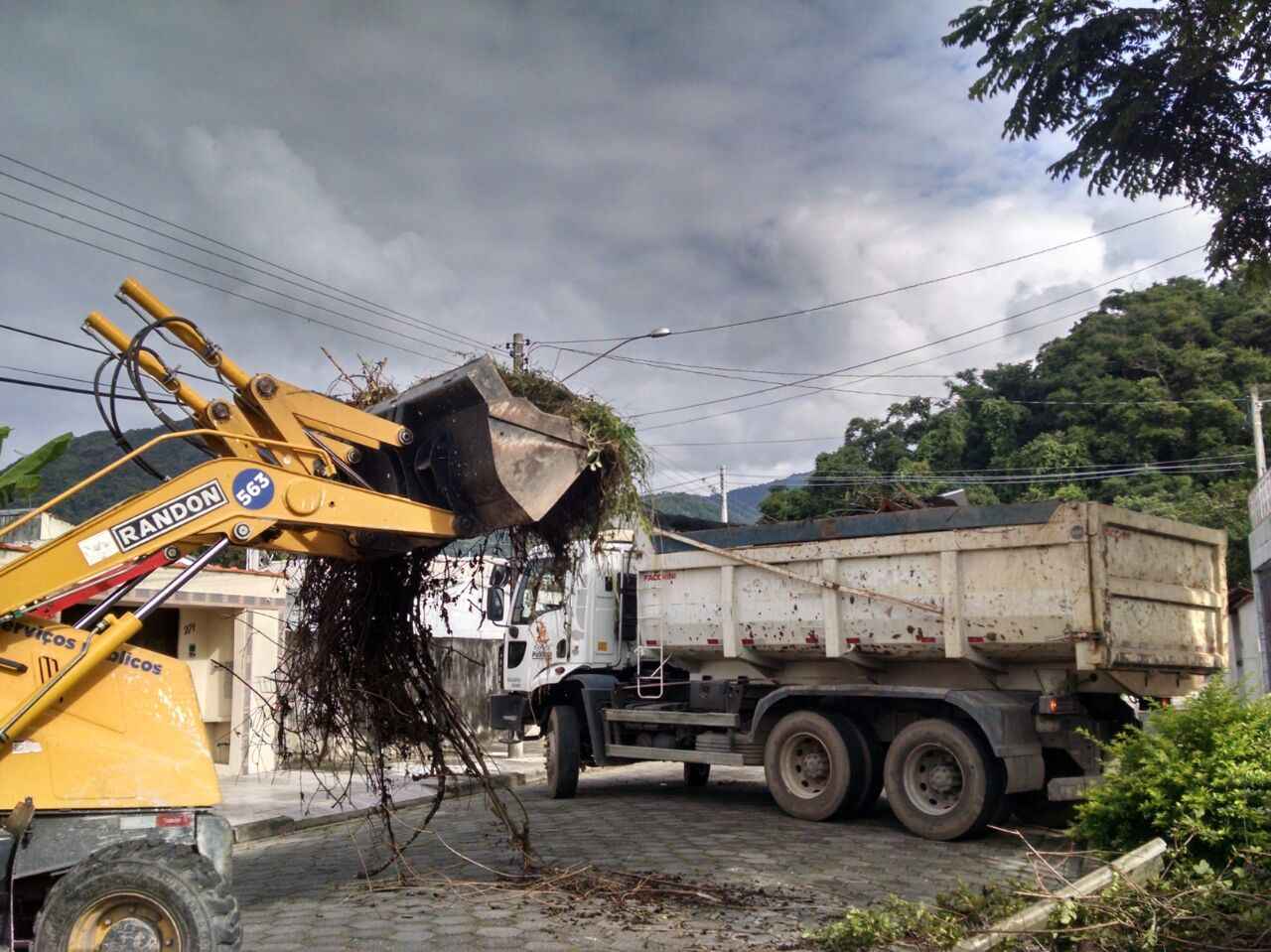 03_05 Fim de semana de limpeza no Tinga e Caputera 1