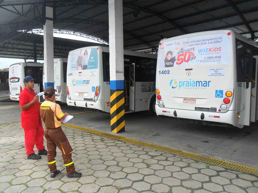 03_23 Prefeitura faz fiscalização de ônibus da Praiamar 3