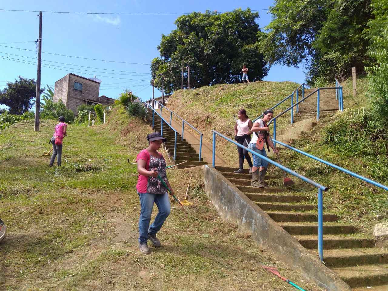 03_23 Programa Nosso Bairro leva serviços de limpeza aos bairros da cidade 1