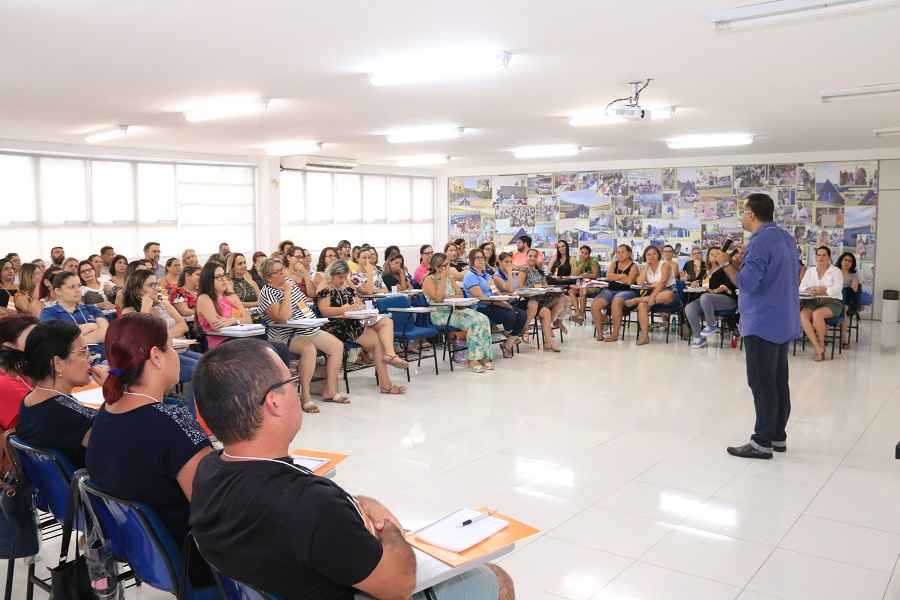 03_28_2018Secretaria de Educação de Caraguatatuba promove curso de Gestão para direção das unidades escolares (1)