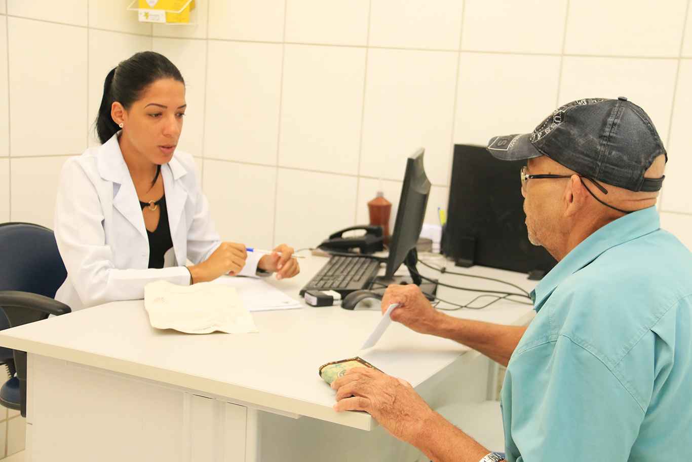 Mutirão de consultas e ultrassom atende mais de 350 pessoas no Perequê-Mirim