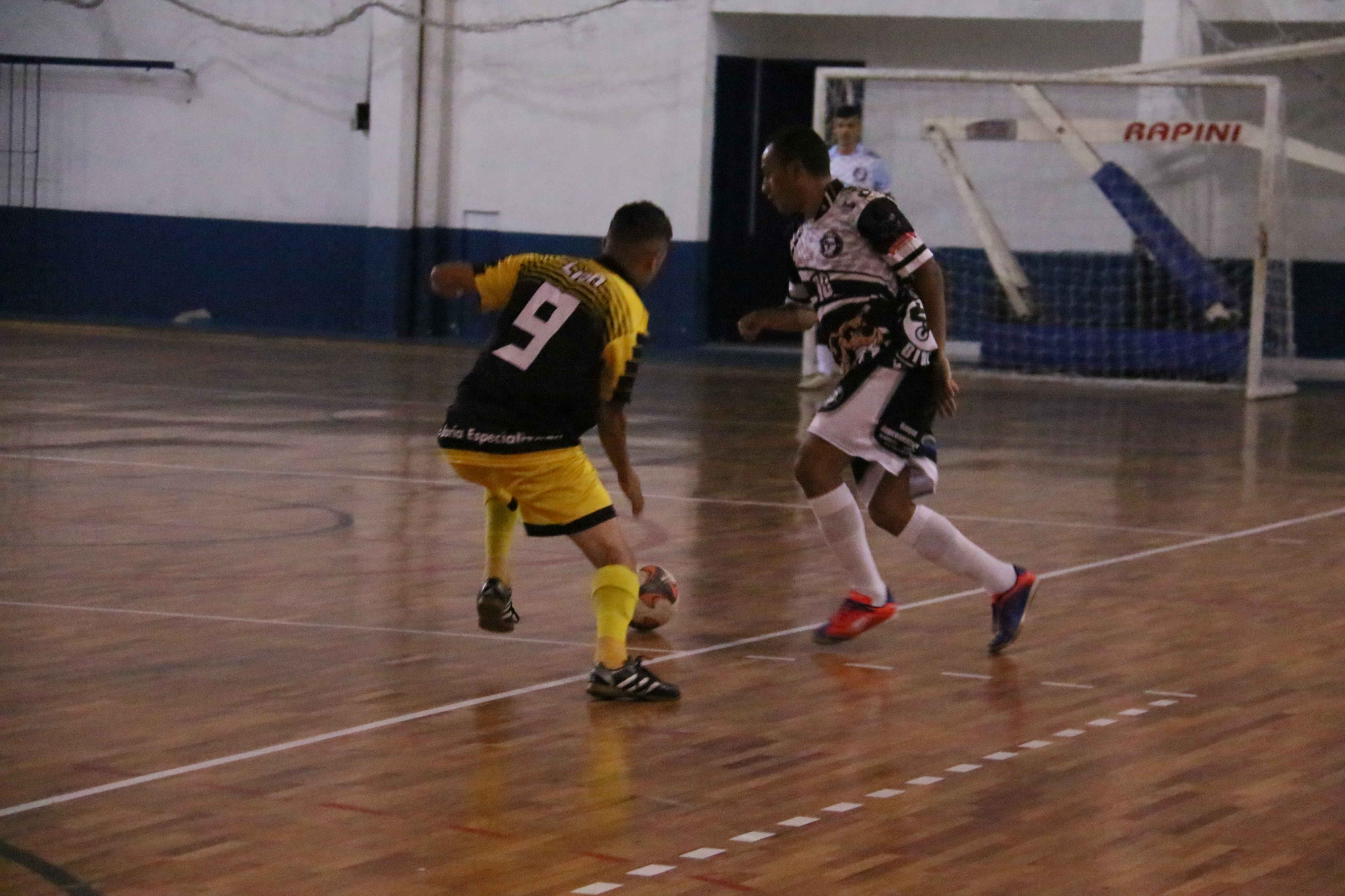 04_17 Com jogos cancelados, VI Copa Gatorade de Futsal tem continuidade