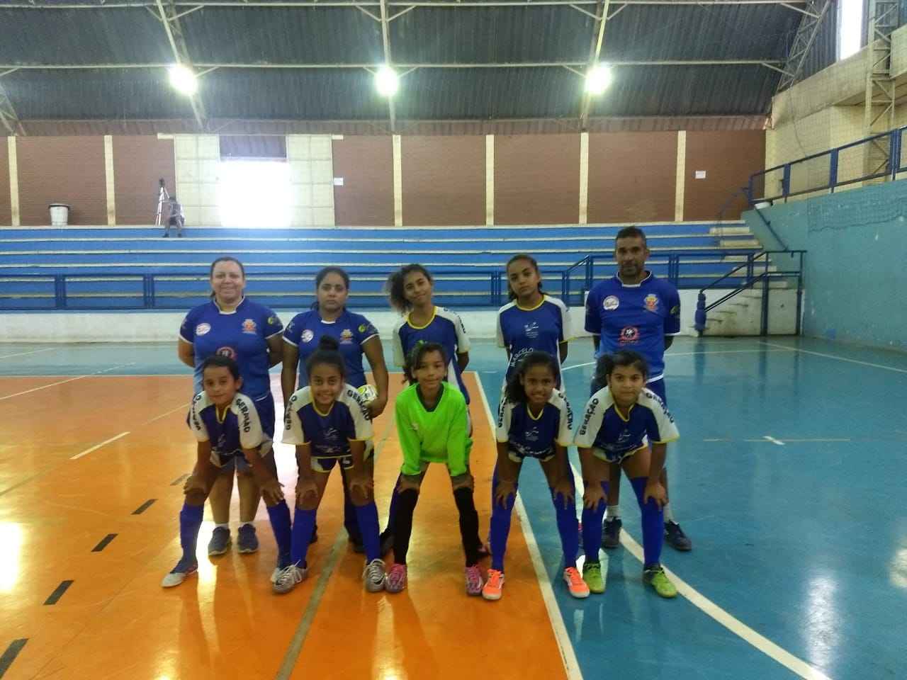 05_22 Equipe de futsal feminino (2)