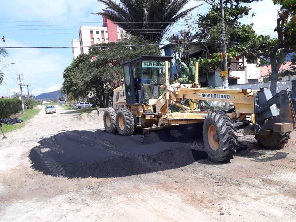 09_11 Nivelamento de rua na Massaguaçu 2