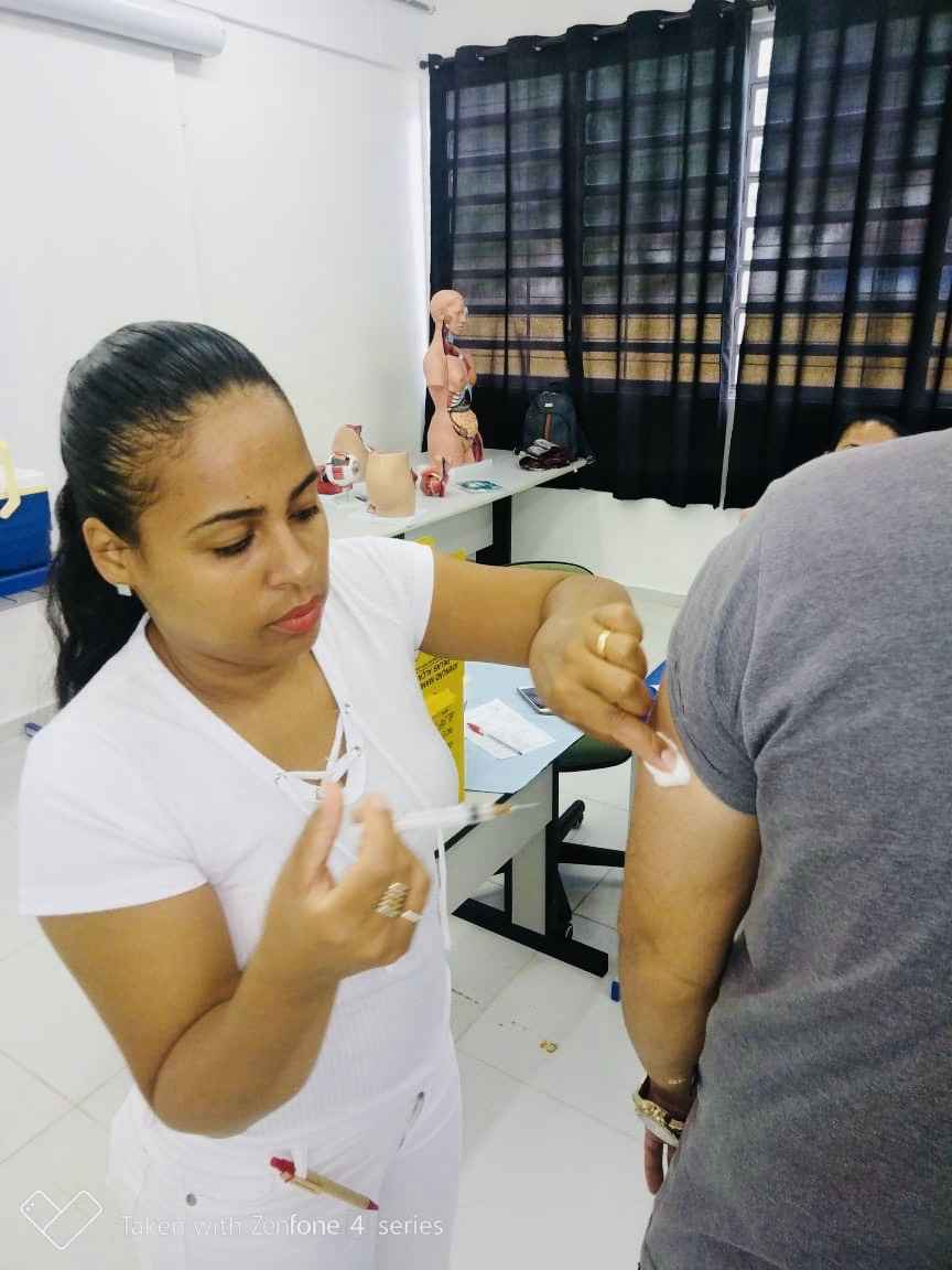 15_09 Caraguatatuba vacina contra Febre Amarela em mais de 20 escolas municipais 2