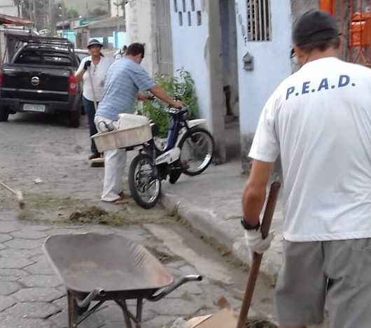 Prefeitura de Caraguatatuba convoca mais 57 bolsistas do PEAD para executar diversos serviços nas vias públicas