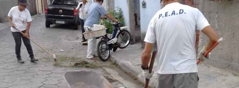 Prefeitura de Caraguatatuba convoca mais 57 bolsistas do PEAD para executar diversos serviços nas vias públicas Prefeitura de Caraguatatuba convoca mais 57 bolsistas do PEAD para executar diversos serviços nas vias públicas