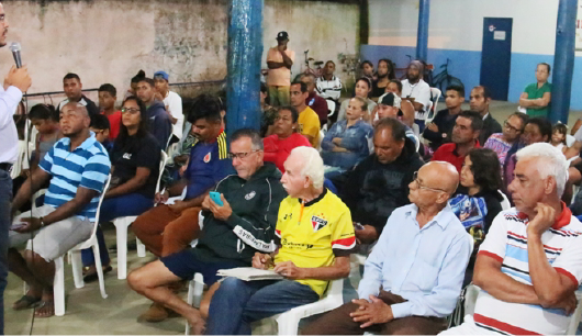 Técnicos da Prefeitura se reúnem com moradores do Pegorelli para tratar de obras no bairro