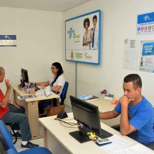 Equipe do Posto do Sebrae Aqui de Caraguatatuba participa do Lançamento do Programa Empreenda Rápido em São Paulo