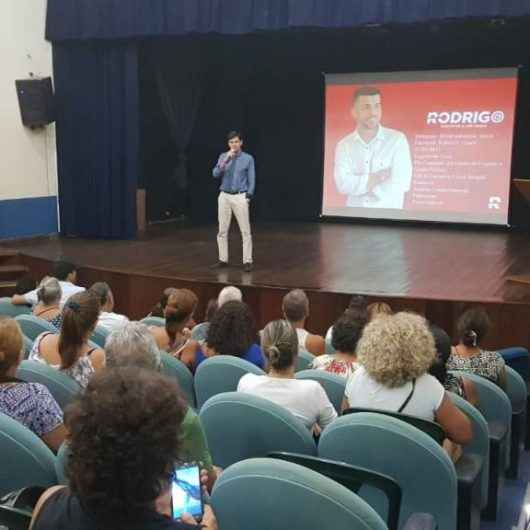 Mais de 100 pessoas participam de palestra em psiquiatria no Auditório da Fundacc