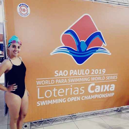 Paratleta de Caraguatatuba conquista medalhas em competição internacional de natação