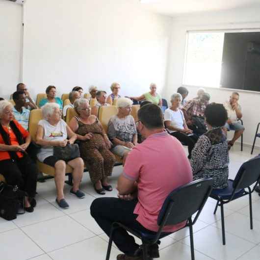 Procon de Caraguatatuba alerta idosos sobre vendas abusivas com ciclo de palestras