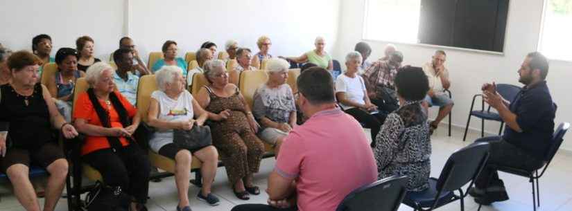 Procon de Caraguatatuba alerta idosos sobre vendas abusivas com ciclo de palestras