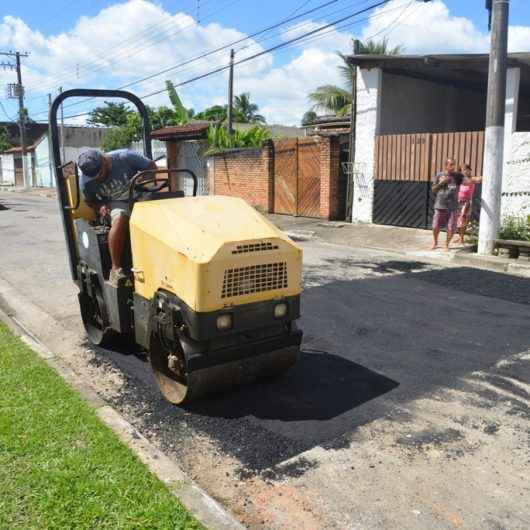 Operação Tapa-Buracos é levada ao Perequê-mirim