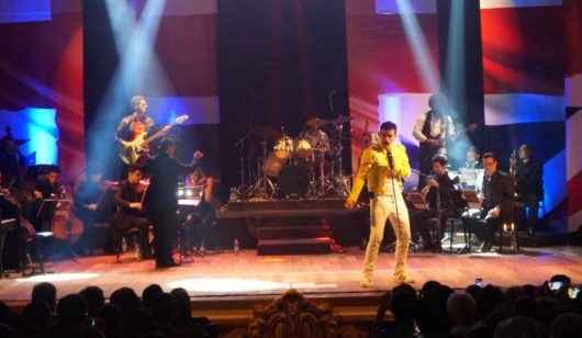 Teatro Mario Covas recebe espetáculo musical Queen - Experience in Concert no dia 30 de maio