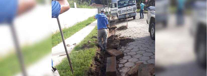 Prefeitura faz transposição de guias e sarjetas na Prainha