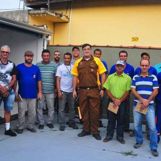 Motoristas da Prefeitura de Caraguatatuba passam por curso de reciclagem