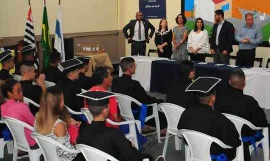 Reeducandos do Centro de Detenção Provisória de Caraguatatuba (CDP) encerram curso de Pedreiro Assentador