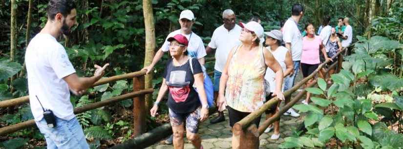 Idosos e pessoas com deficiência visitam projeto de trilha acessível no Parque Estadual Serra do Mar