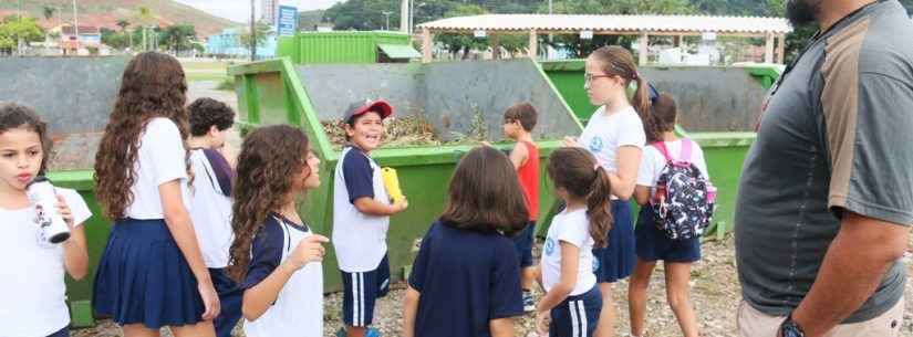 Alunos do Colégio Anglo Módulo realizam visita ao Ecoponto da Martim de Sá e Cooperativa Maranata